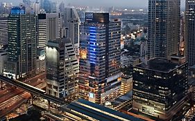 Novotel Bangkok Ploenchit Sukhumvit 4*